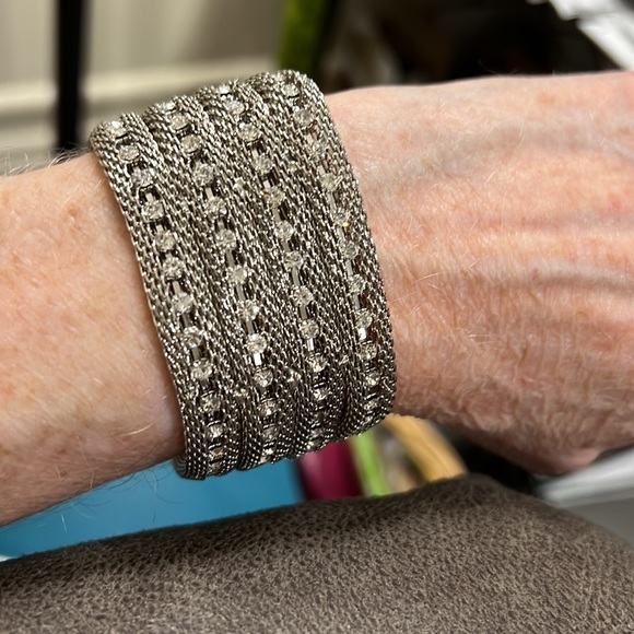 COPY - Mesh rhinestone bracelet - Picture 10 of 16